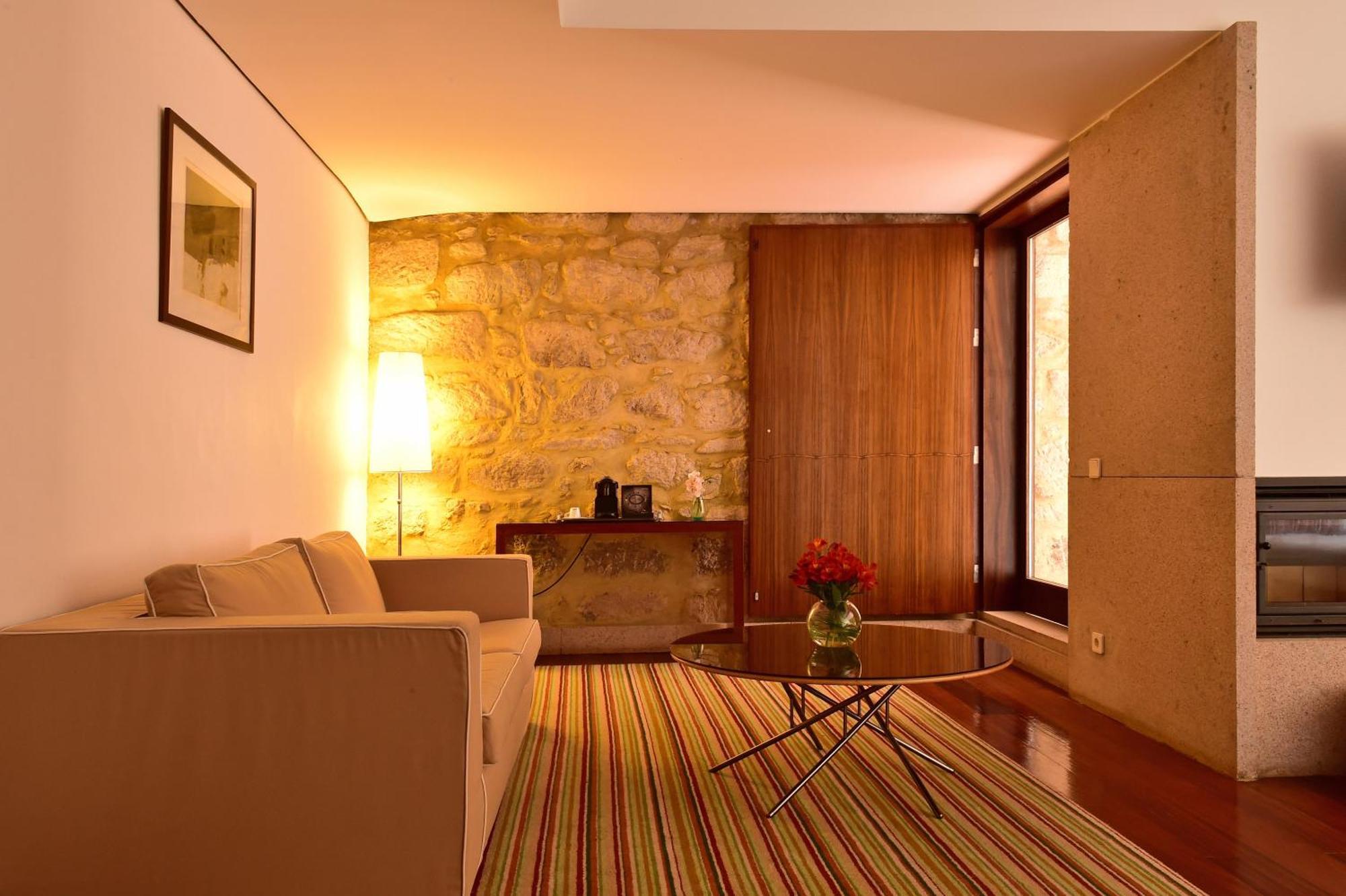 โปวซาดา มอสเตย์โร โด กราโต - โมนูเมนต์ โฮเต็ล Hotel ภายนอก รูปภาพ
